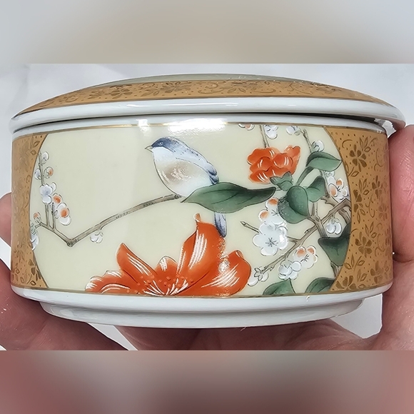 Vintage Porcelain Trinket Jewelry Box with Birds & Flowers Gold 3.5” Japan - Picture 4 of 15